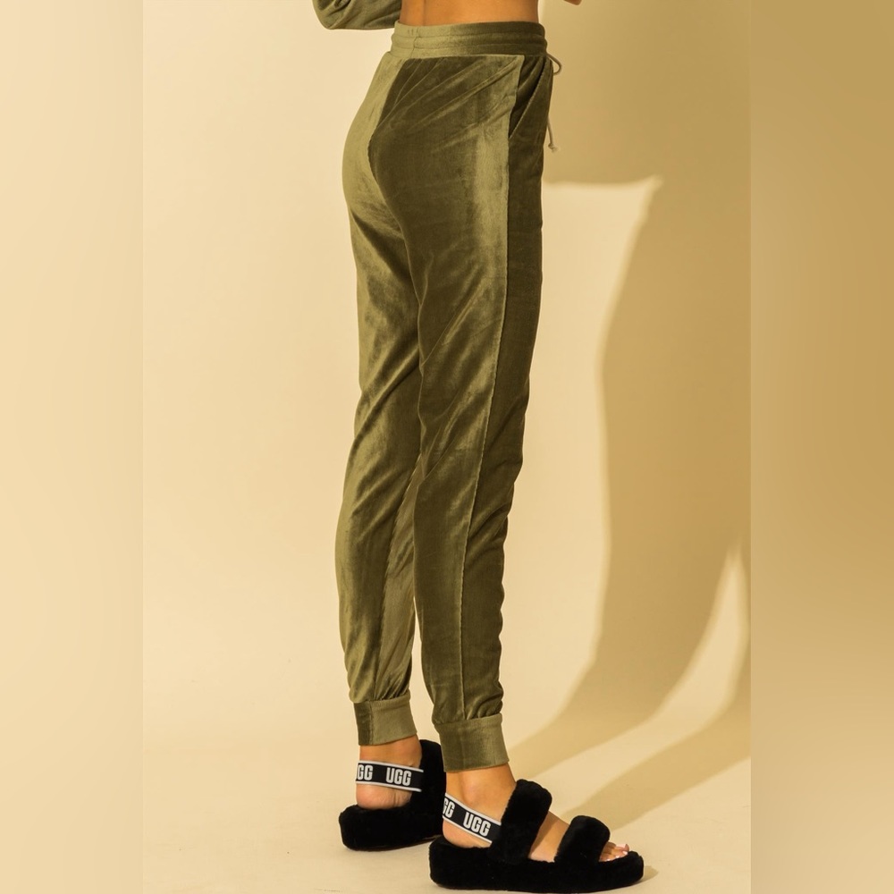 NWOT Drawstring Sweatpants - Picture 2 of 3